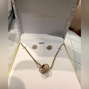 NWT in BOX CHARTER CLUB NECKLACE AND EARRING SET